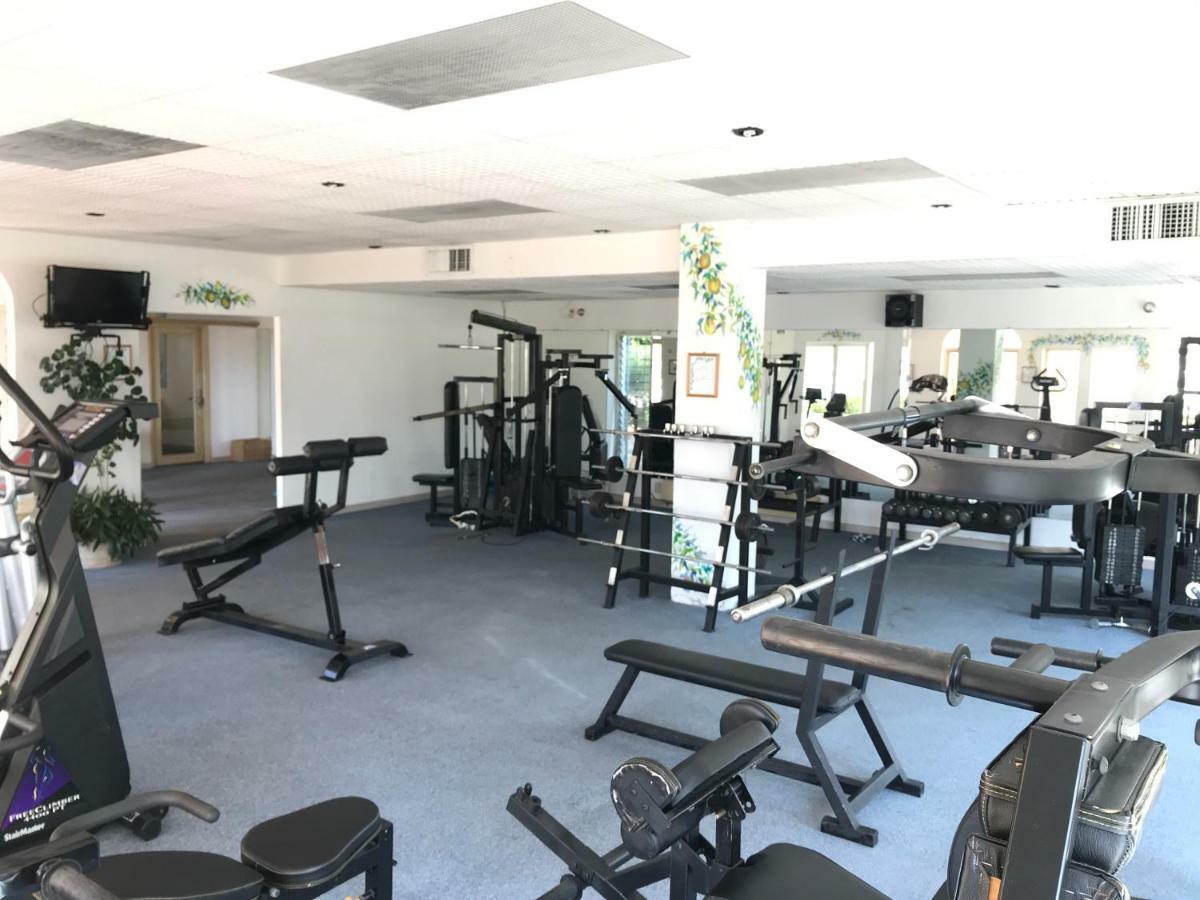 Grand Isla Navidad Golf & Spa Resort With Marina バラ・デ・ナビダード エクステリア 写真 The gym at the University of the Aegean