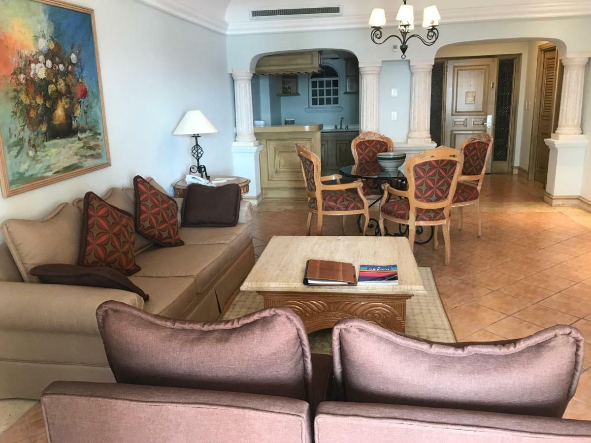 Grand Isla Navidad Golf & Spa Resort With Marina バラ・デ・ナビダード エクステリア 写真 Living room of a three-bedroom suite